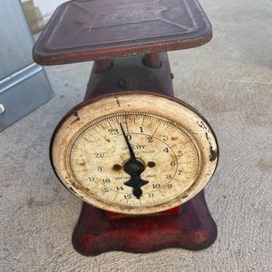 Antique weight scale